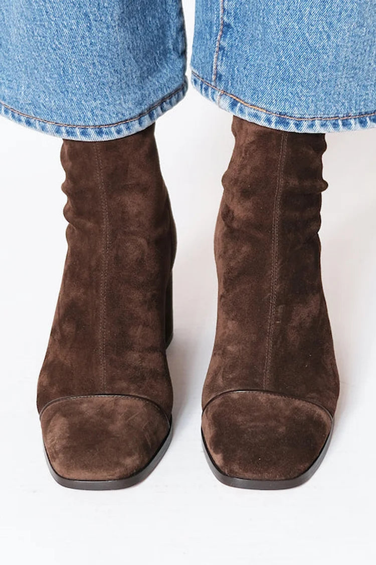 Emma | Zeitlose und bequeme Stiefeletten mit eckiger Zehenpartie