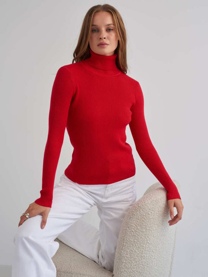 Jade | Classic Turtleneck Sweater – Versatile Cotton Style for Women