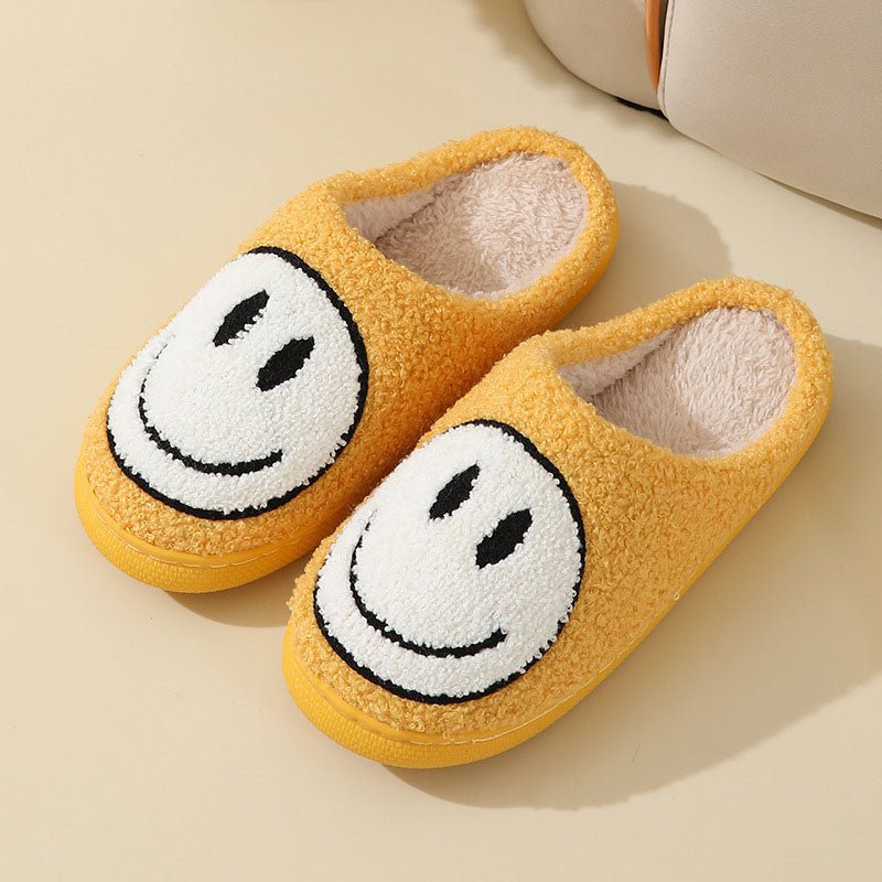 Caron | Unisex Slippers – Cozy Smiley Design for Home Use